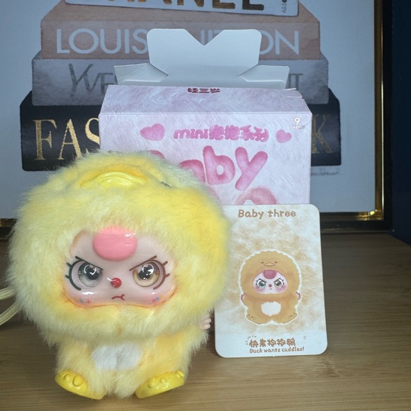 Baby Three Mini Hug Series Plush Pendant blind box authentic- duck wants cuddles